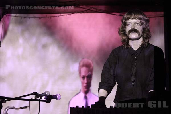 VERITY SUSMAN - 2012-10-13 - PARIS - Espace B - 